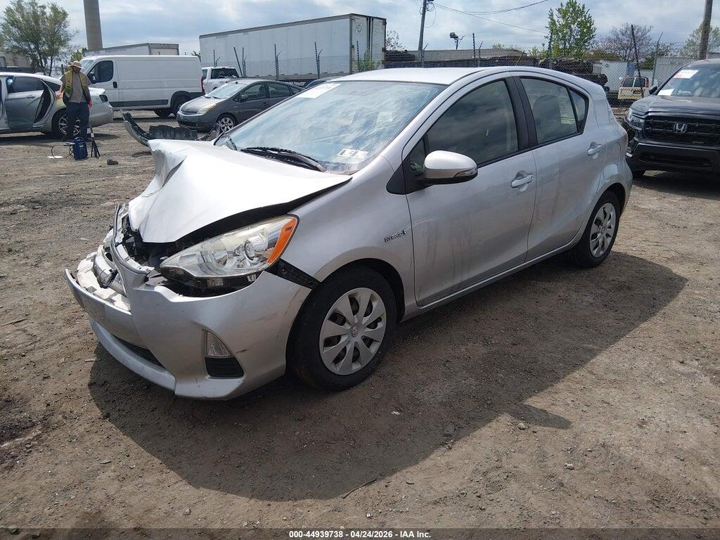 JTDKDTB37E1064236 2014 TOYOTA PRIUS C photo no. 2