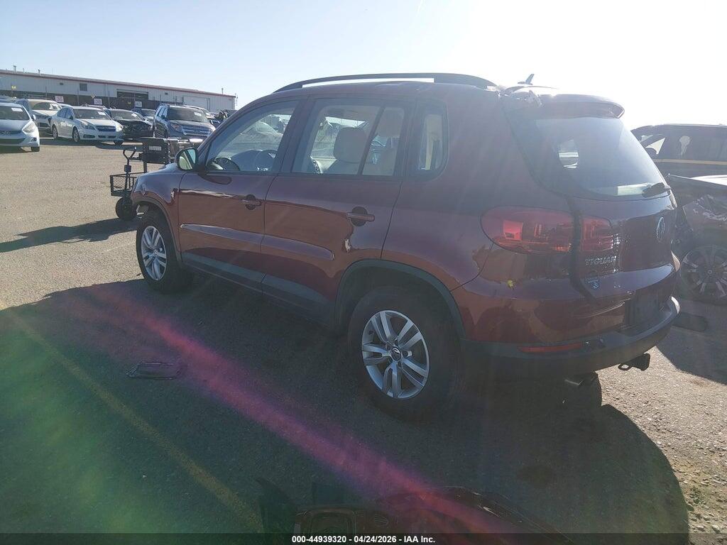 WVGBV7AX5GW083183 2016 VOLKSWAGEN TIGUAN photo no. 3