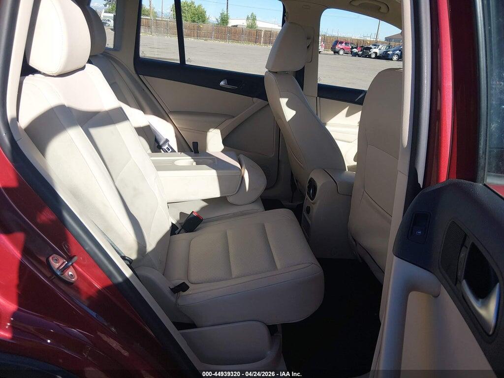 WVGBV7AX5GW083183 2016 VOLKSWAGEN TIGUAN photo no. 8
