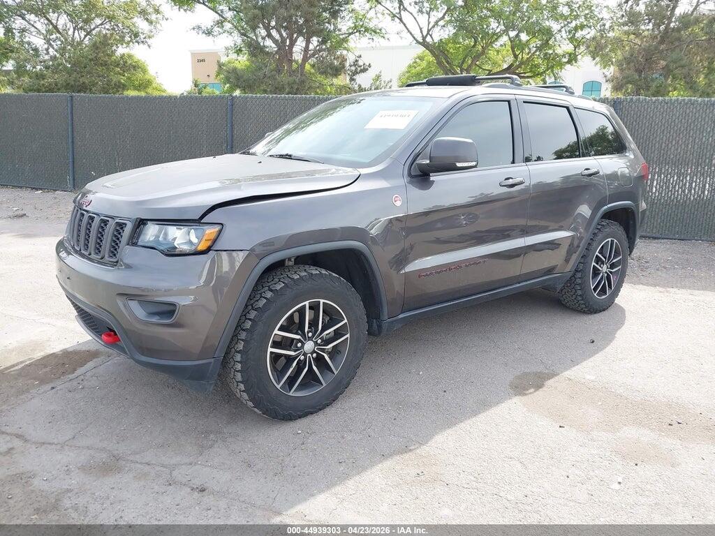 1C4RJFLT8JC226994 2018 JEEP GRAND CHEROKEE photo no. 2