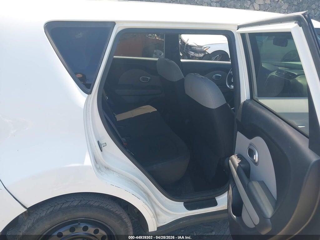 KNDJN2A29G7274431 2016 KIA SOUL photo no. 8