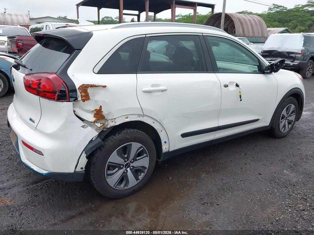 KNDCM3LD7J5211010 2018 KIA NIRO PLUG-IN HYBRID photo no. 6