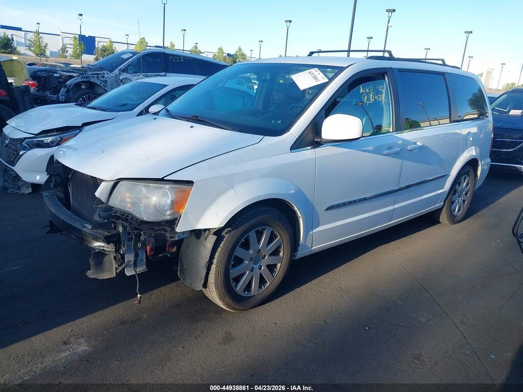 2C4RC1BG7ER395192 2014 CHRYSLER TOWN & COUNTRY photo no. 2