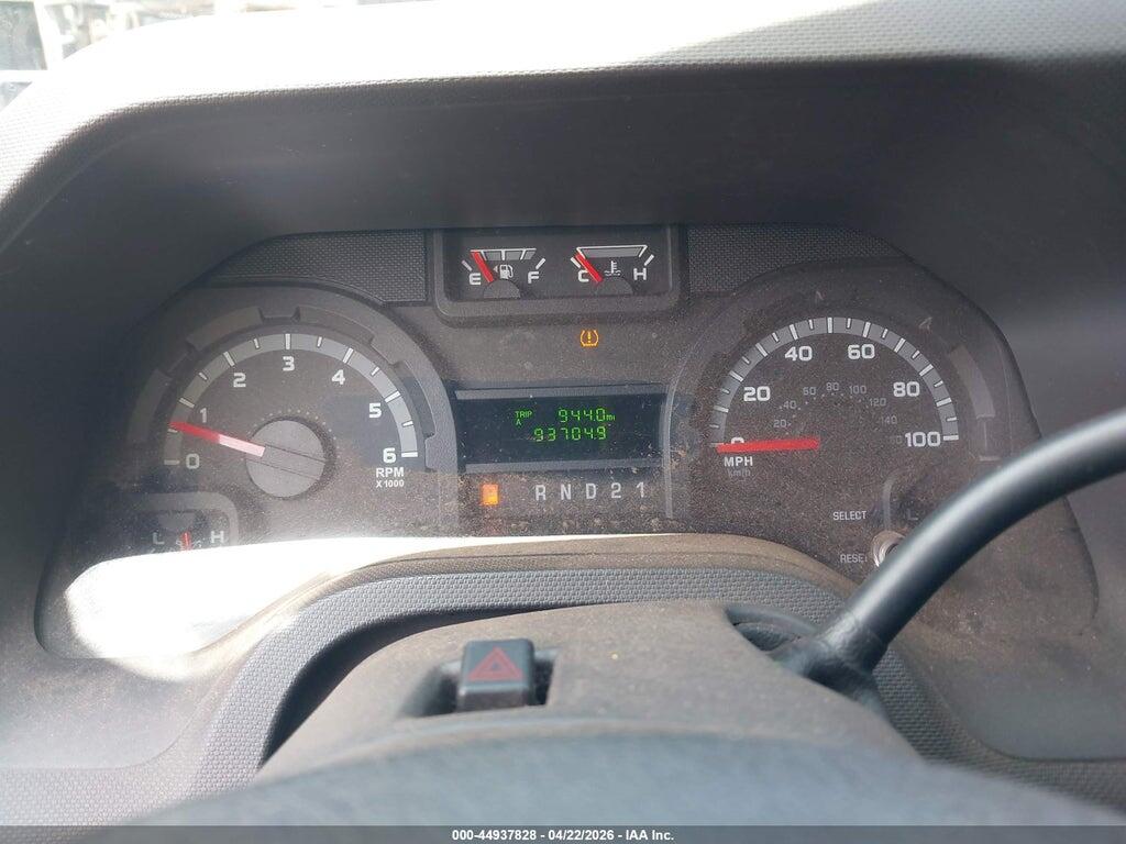 1FTNE1EW3DDB19508 2013 FORD E-150 photo no. 7