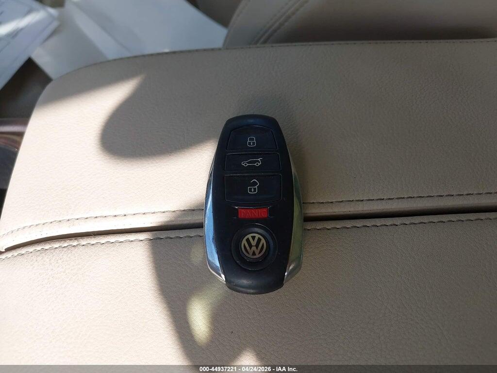 WVGEP9BP7GD004741 2016 VOLKSWAGEN TOUAREG photo no. 11