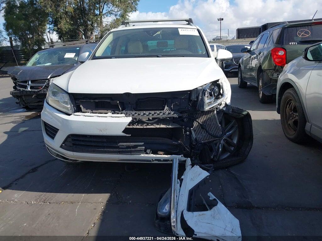 WVGEP9BP7GD004741 2016 VOLKSWAGEN TOUAREG photo no. 12