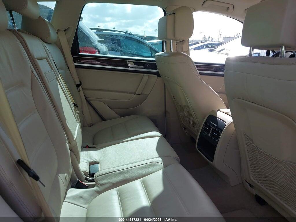 WVGEP9BP7GD004741 2016 VOLKSWAGEN TOUAREG photo no. 8