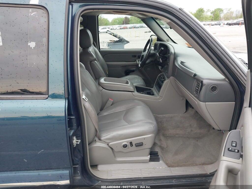 3GNFK16Z64G279530 2004 CHEVROLET SUBURBAN 1500 photo no. 5