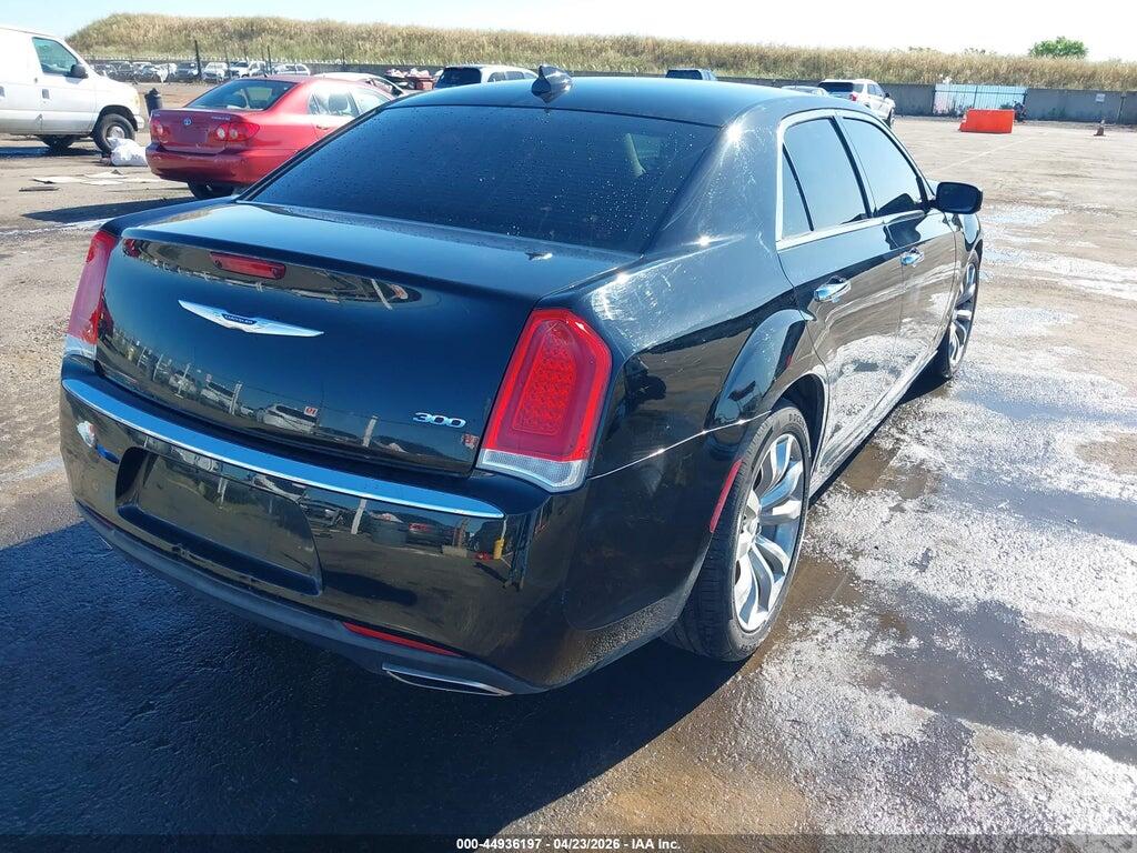 2C3CCAEG2KH528237 2019 CHRYSLER 300 photo no. 4