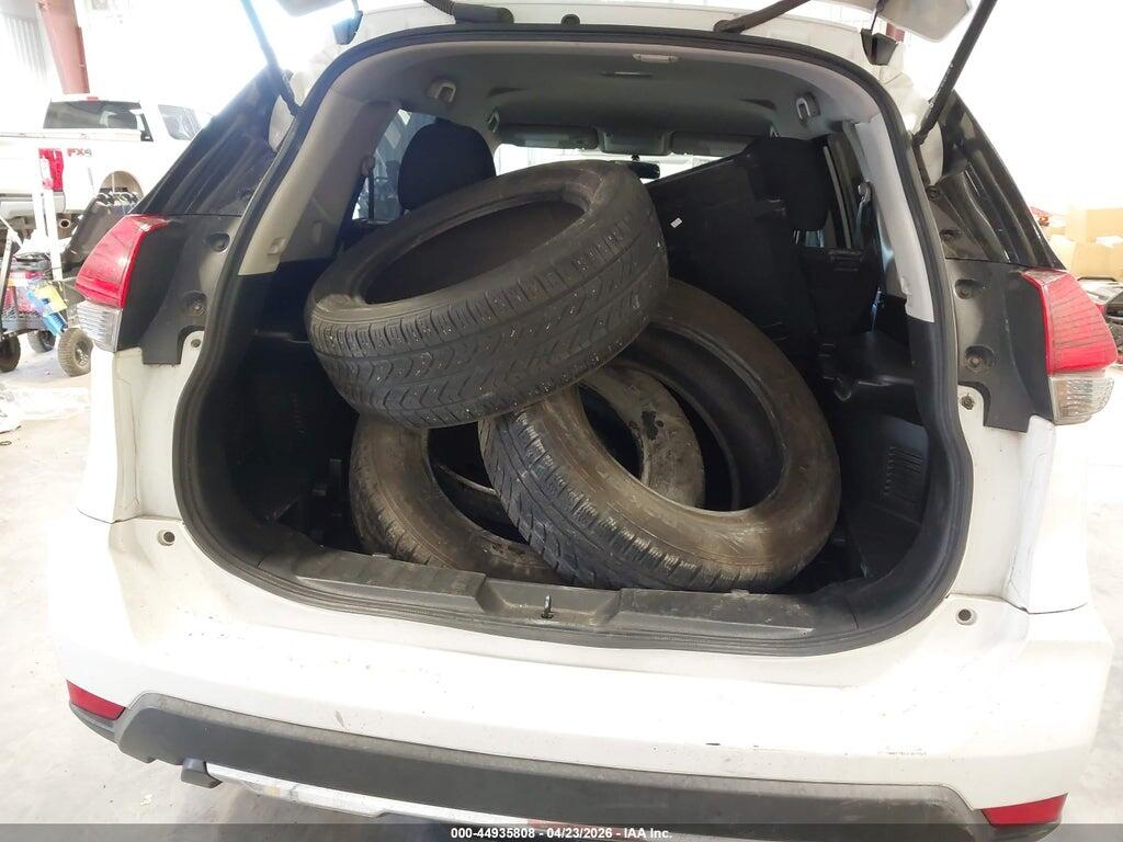 KNMAT2MV6HP510160 2017 NISSAN ROGUE photo no. 12