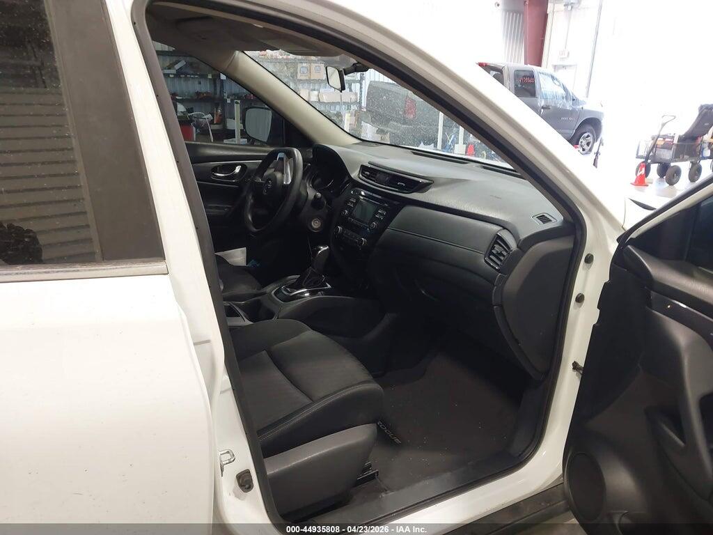 KNMAT2MV6HP510160 2017 NISSAN ROGUE photo no. 5
