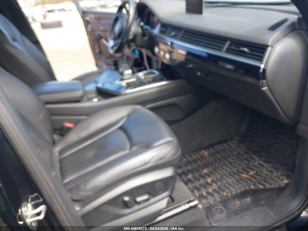 WA1LAAF72HD031916 2017 AUDI Q7 photo no. 5
