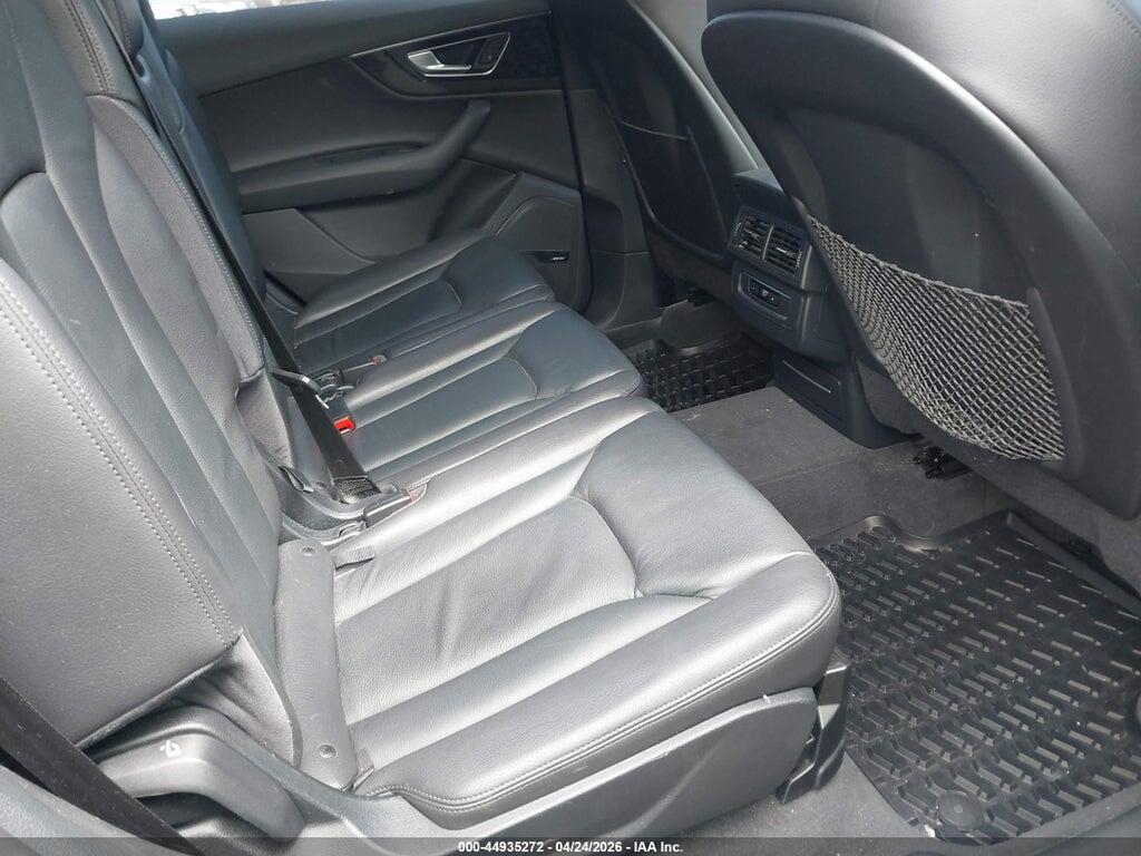 WA1LAAF72HD031916 2017 AUDI Q7 photo no. 8