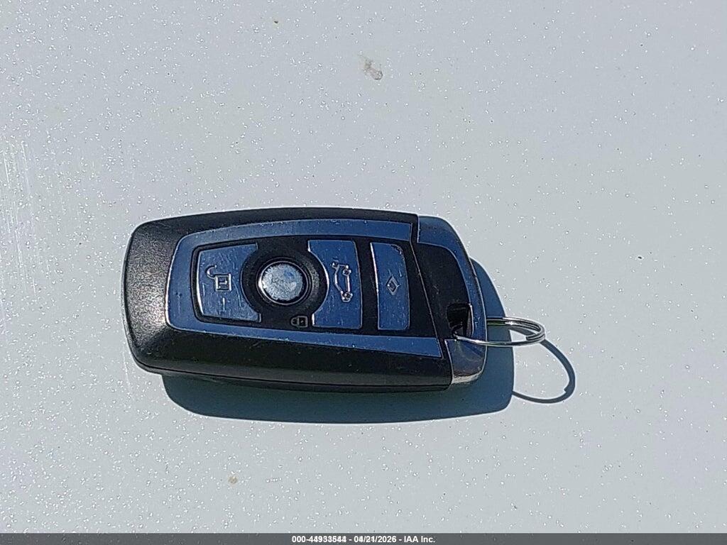 WBA5A5C53ED502411 2014 BMW 528I photo no. 11