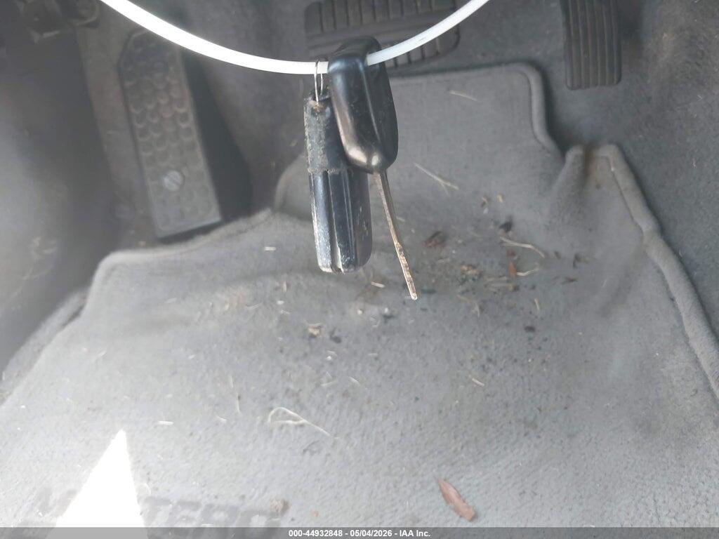 JA4LS21R04J004267 2004 MITSUBISHI MONTERO SPORT photo no. 11