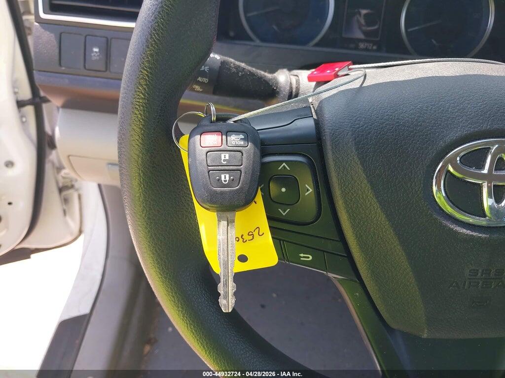 4T1BF1FK2HU443580 2017 TOYOTA CAMRY photo no. 11