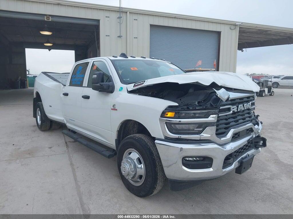 3C63RRGL2TG194593 2026 RAM 3500 photo no. 1