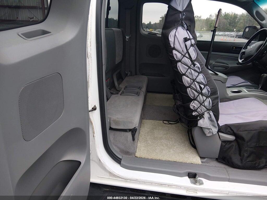 5TEUU42N76Z313688 2006 TOYOTA TACOMA photo no. 8