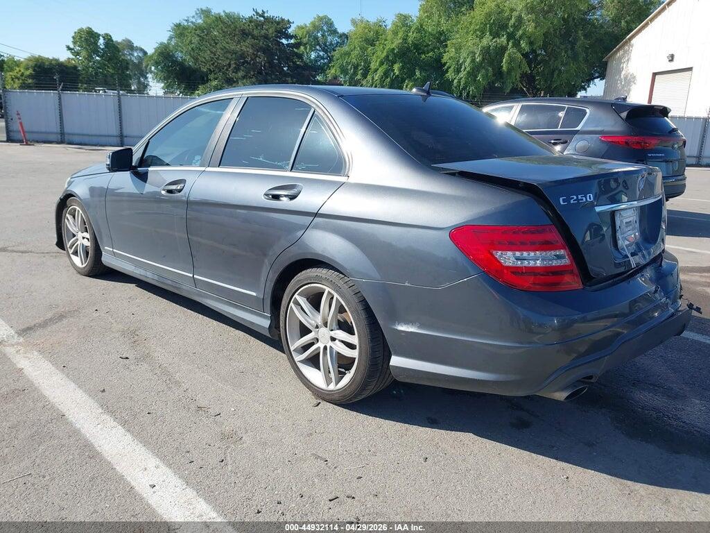 WDDGF4HB7DR269159 2013 MERCEDES-BENZ C 250 photo no. 3