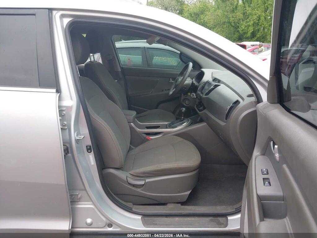 KNDPC3A25C7171748 2012 KIA SPORTAGE photo no. 5