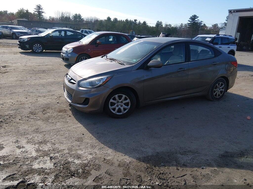 KMHCT4AE0DU406800 2013 HYUNDAI ACCENT photo no. 2