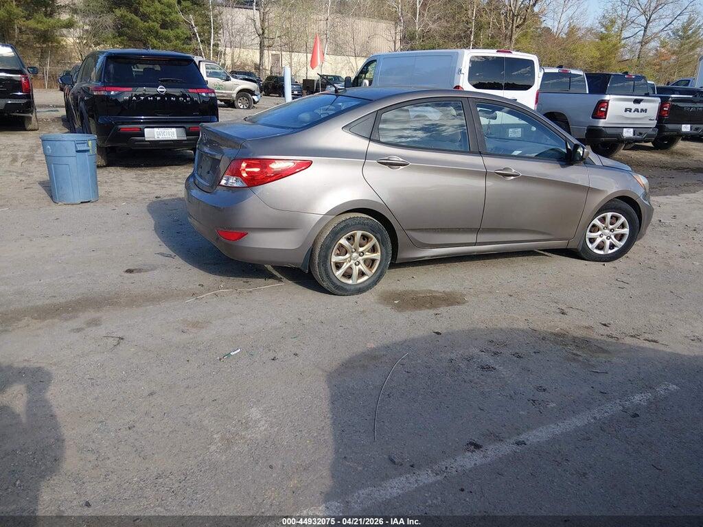 KMHCT4AE0DU406800 2013 HYUNDAI ACCENT photo no. 4