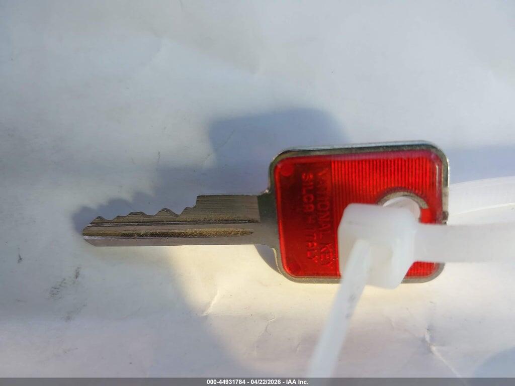 1GNFK16K0RJ305354 1994 CHEVROLET SUBURBAN photo no. 11