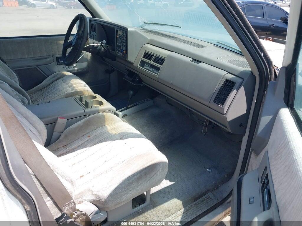 1GNFK16K0RJ305354 1994 CHEVROLET SUBURBAN photo no. 5