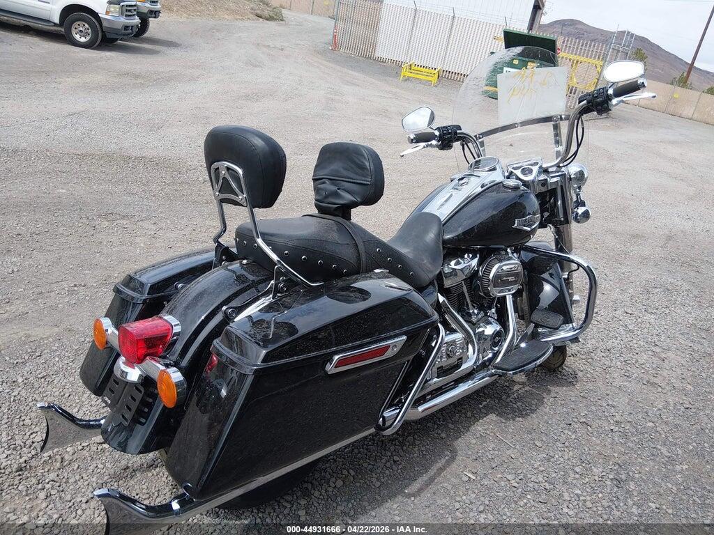 1HD1FBC18KB638361 2019 HARLEY-DAVIDSON FLHR photo no. 4