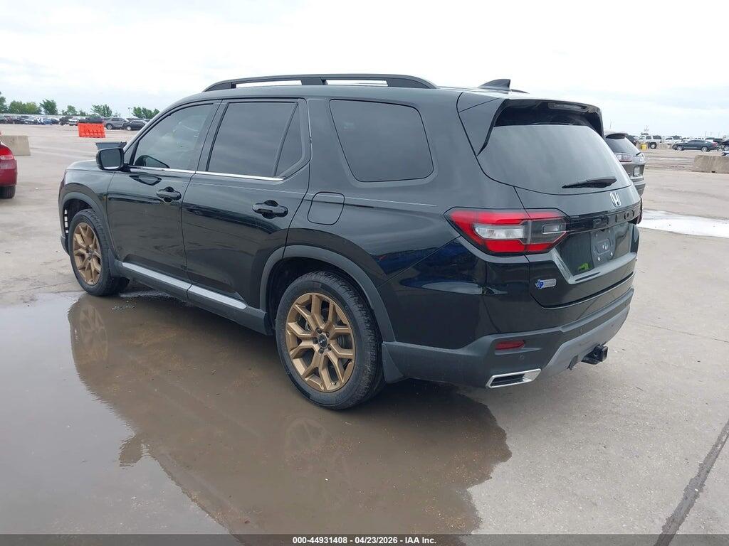 5FNYG2H74PB003345 2023 HONDA PILOT photo no. 3