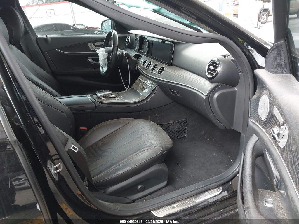 WDDZF4JB0KA555787 2019 MERCEDES-BENZ E 300 photo no. 5