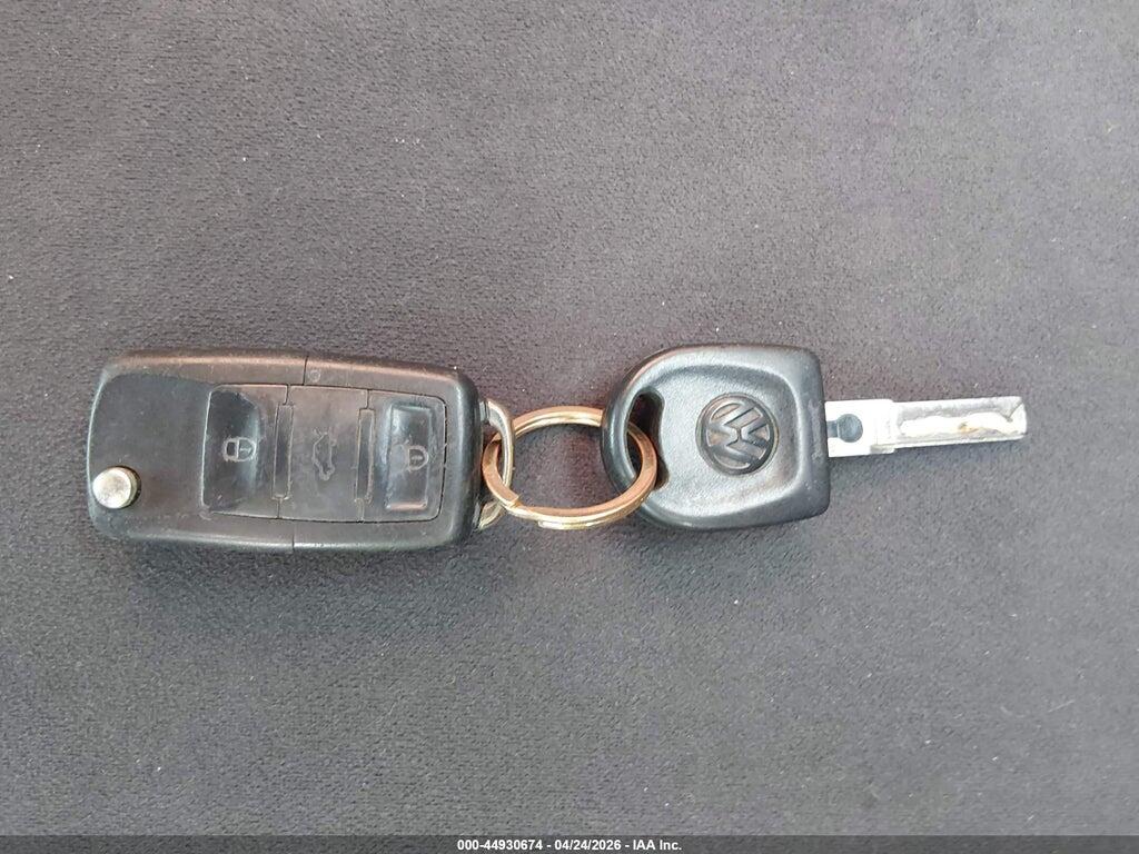 3VWCB21C12M416843 2002 VOLKSWAGEN NEW BEETLE photo no. 11