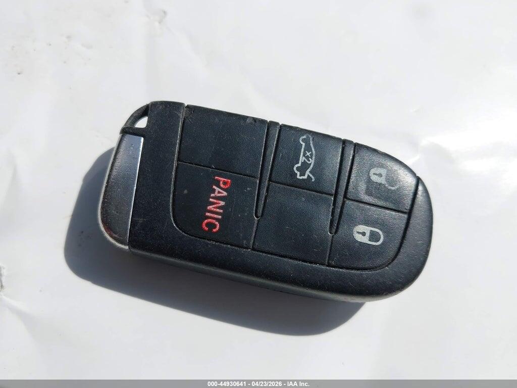 2C3CCAEGXFH920792 2015 CHRYSLER 300C photo no. 11
