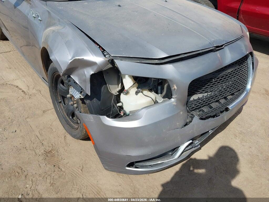 2C3CCAEGXFH920792 2015 CHRYSLER 300C photo no. 6