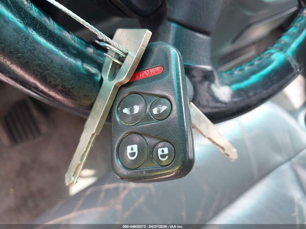 5FNRL18034B097324 2004 HONDA ODYSSEY photo no. 11