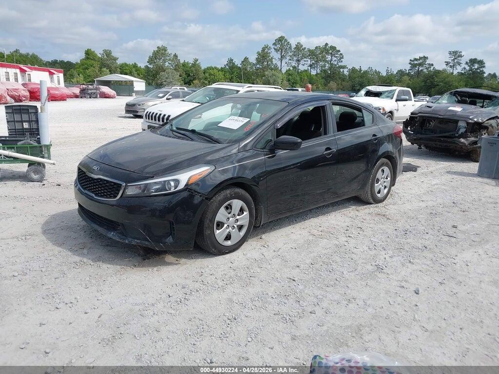 3KPFK4A78HE049120 2017 KIA FORTE photo no. 2