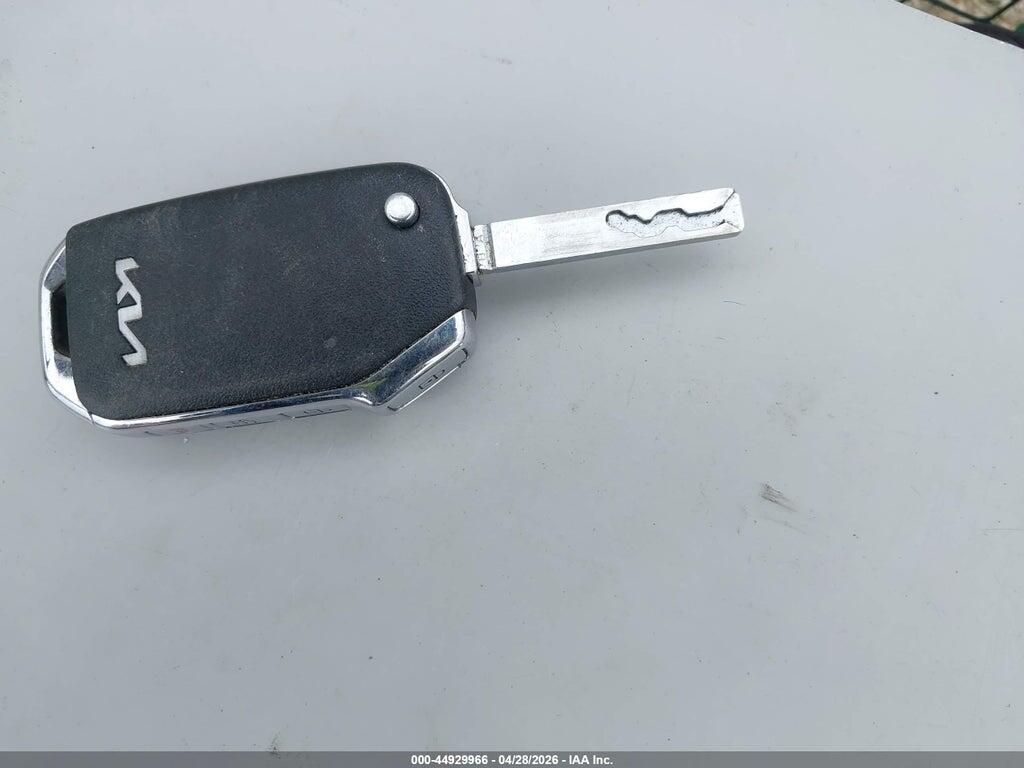 3KPF24AD0NE493903 2022 KIA FORTE photo no. 11