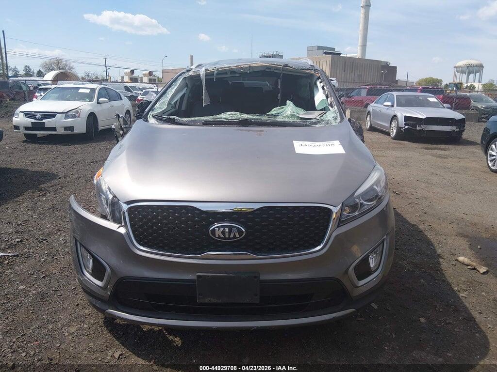 5XYPHDA56JG421032 2018 KIA SORENTO photo no. 12