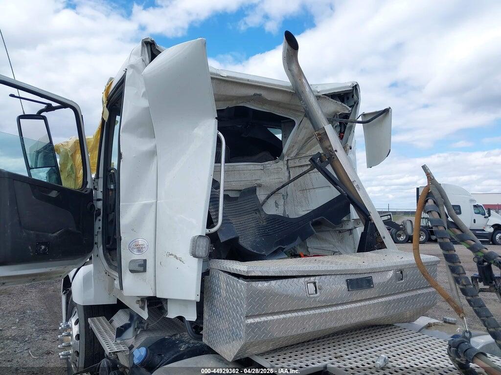 4V4N99EHXKN211585 2019 VOLVO VNL photo no. 11