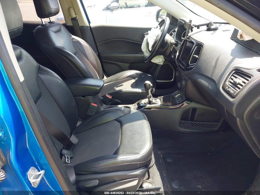 3C4NJCBB4KT617748 2019 JEEP COMPASS photo no. 5