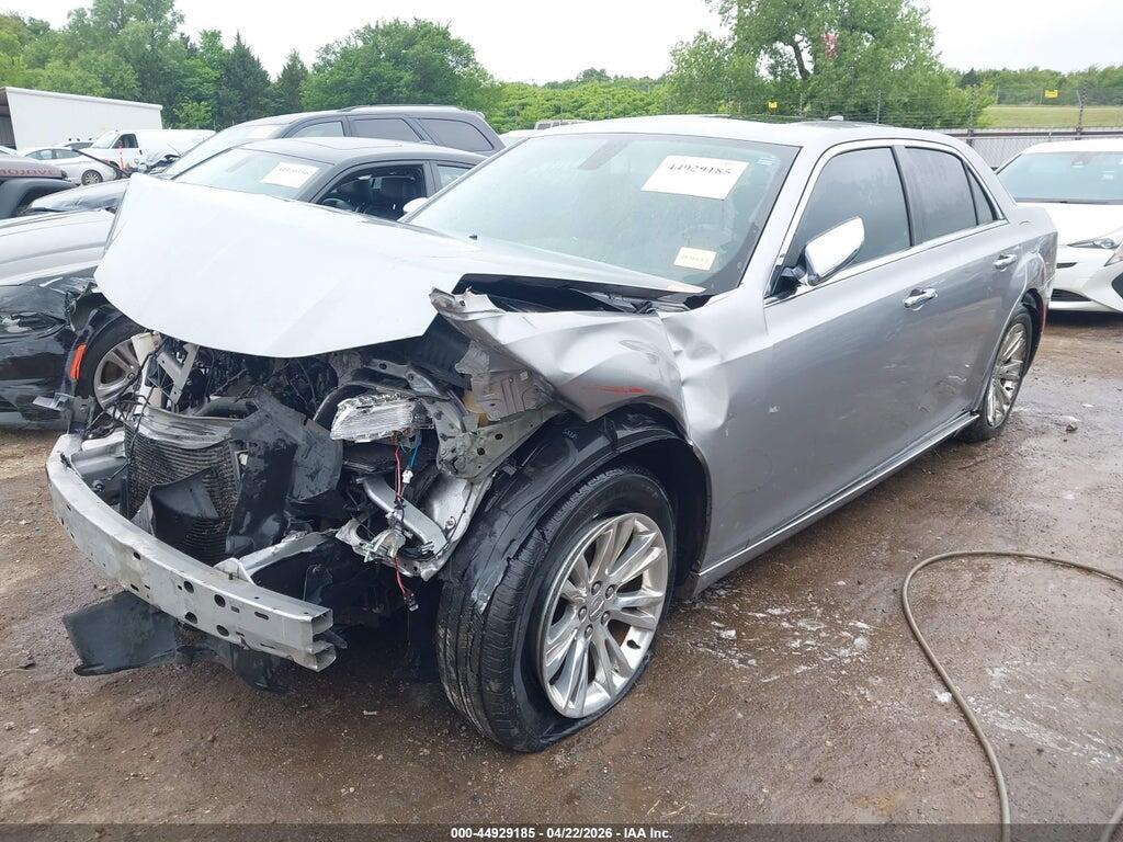2C3CCAEG8GH212350 2016 CHRYSLER 300C photo no. 2