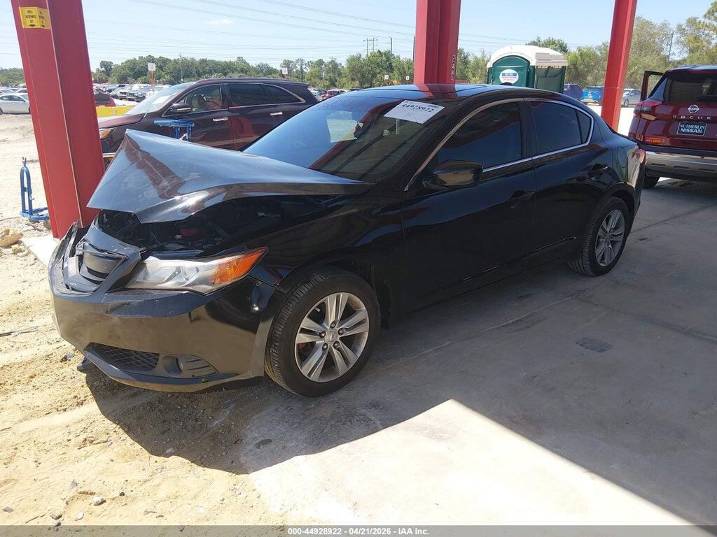 19VDE1F74DE000330 2013 ACURA ILX photo no. 2