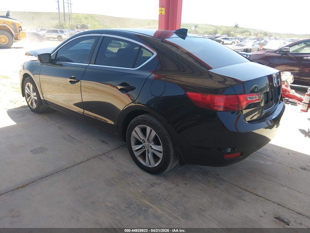 19VDE1F74DE000330 2013 ACURA ILX photo no. 3