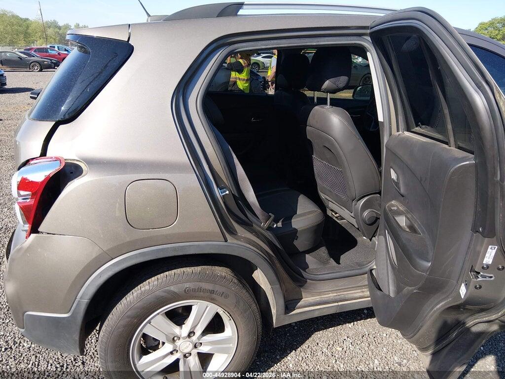 KL7CJPSB8MB354860 2021 CHEVROLET TRAX photo no. 8