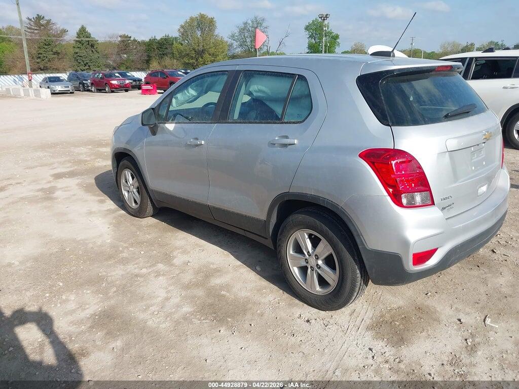 3GNCJKSB0KL189430 2019 CHEVROLET TRAX photo no. 3