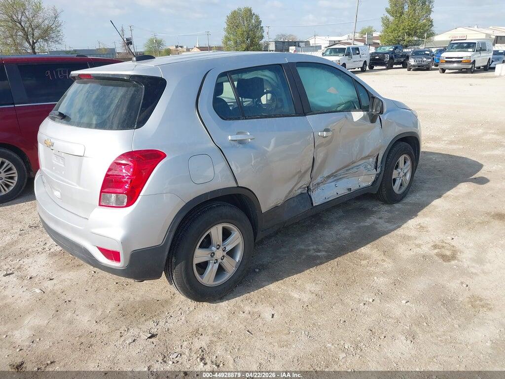 3GNCJKSB0KL189430 2019 CHEVROLET TRAX photo no. 4