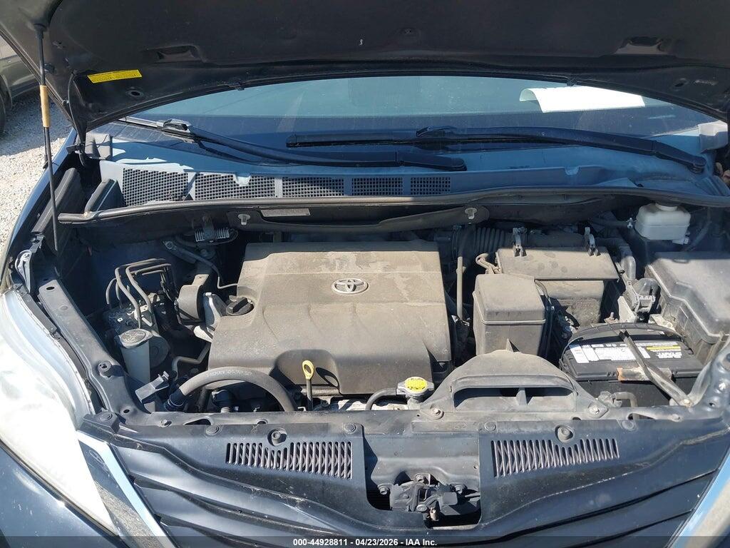 5TDKK3DC7ES457627 2014 TOYOTA SIENNA photo no. 10