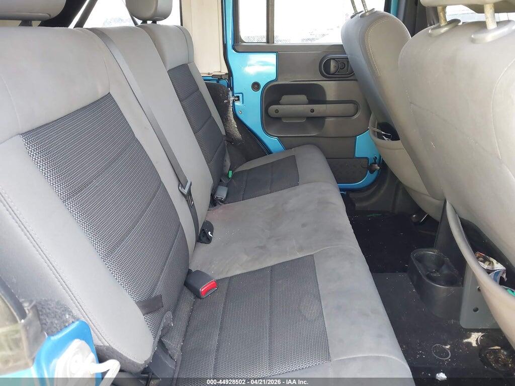 1J4BB3H10AL108128 2010 JEEP WRANGLER UNLIMITED photo no. 8