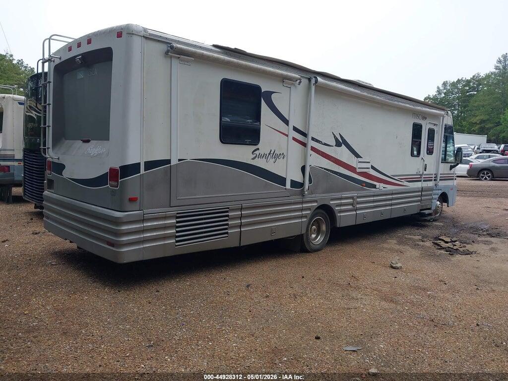 1FCNF53S8Y0A04694 2000 FORD F550 photo no. 4