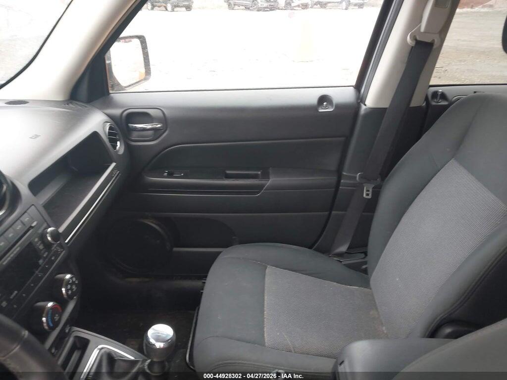 1C4NJRFB1CD594921 2012 JEEP PATRIOT photo no. 5